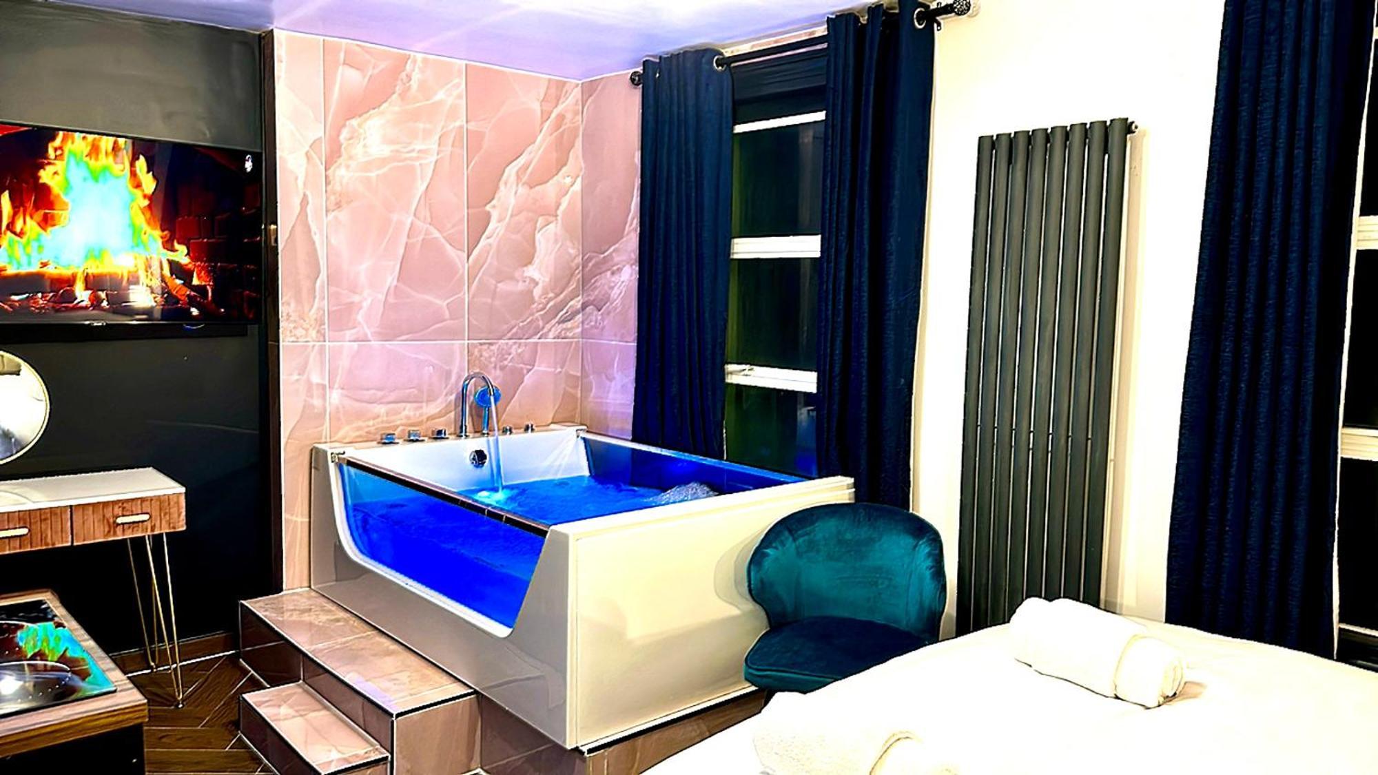 G Eighty Four Aparthotel London Exterior photo