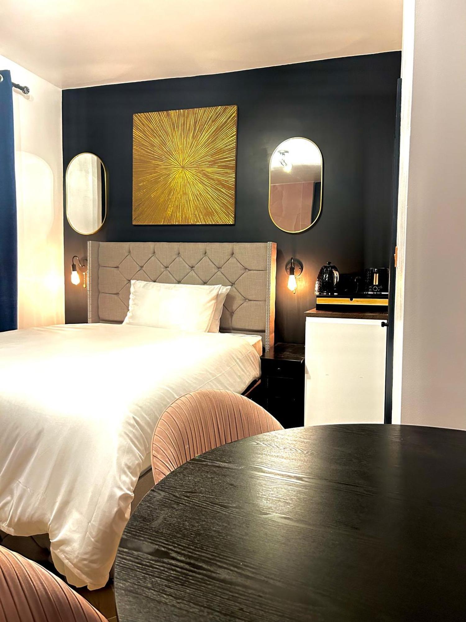 G Eighty Four Aparthotel London Exterior photo